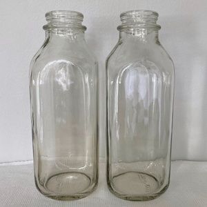 2 STANPAC 1 Litre Glass Dairy Bottles